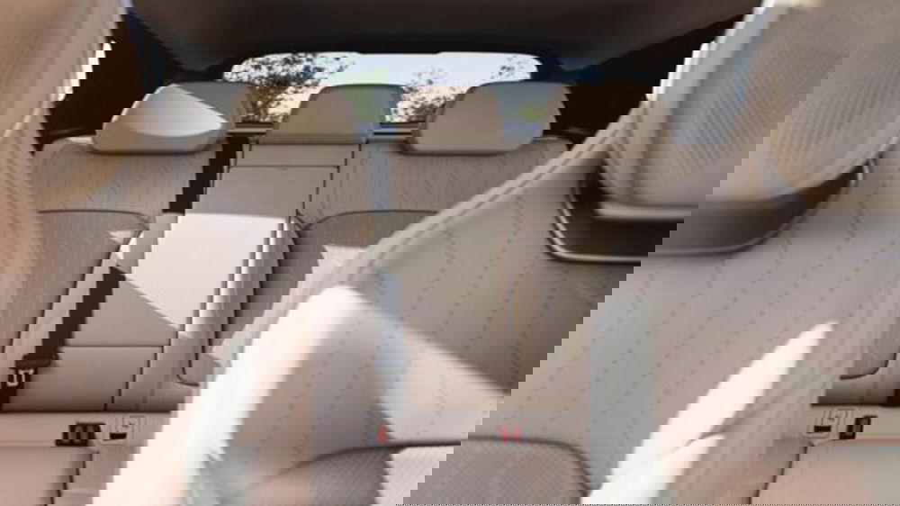 Lynk & Co 08 nuova a Firenze (11)