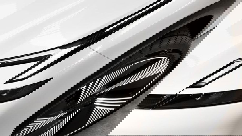 Lynk & Co 08 nuova a Firenze (4)