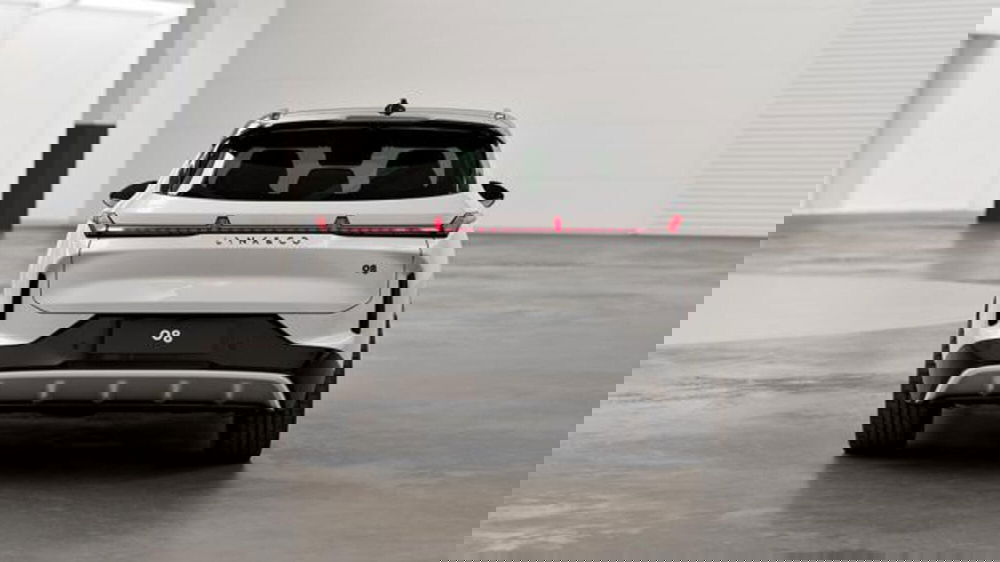 Lynk & Co 08 nuova a Firenze (5)