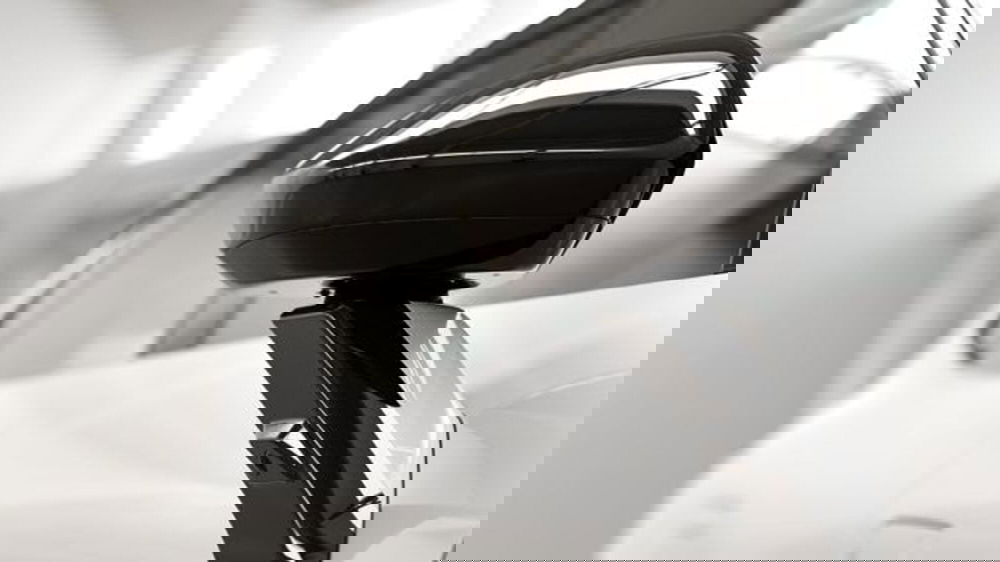 Lynk & Co 08 nuova a Firenze (9)