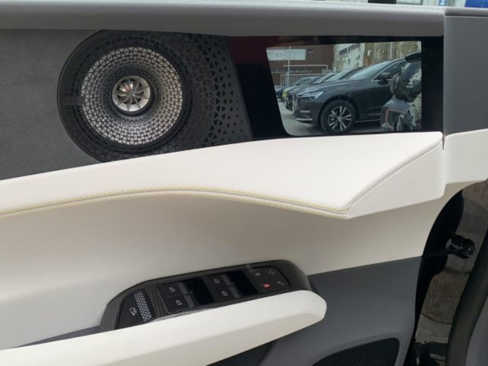 Lotus Emeya usata a Firenze (8)