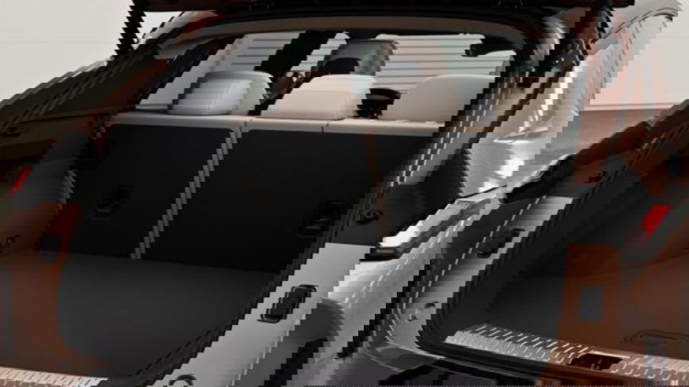 Lynk & Co 08 nuova a Firenze (12)