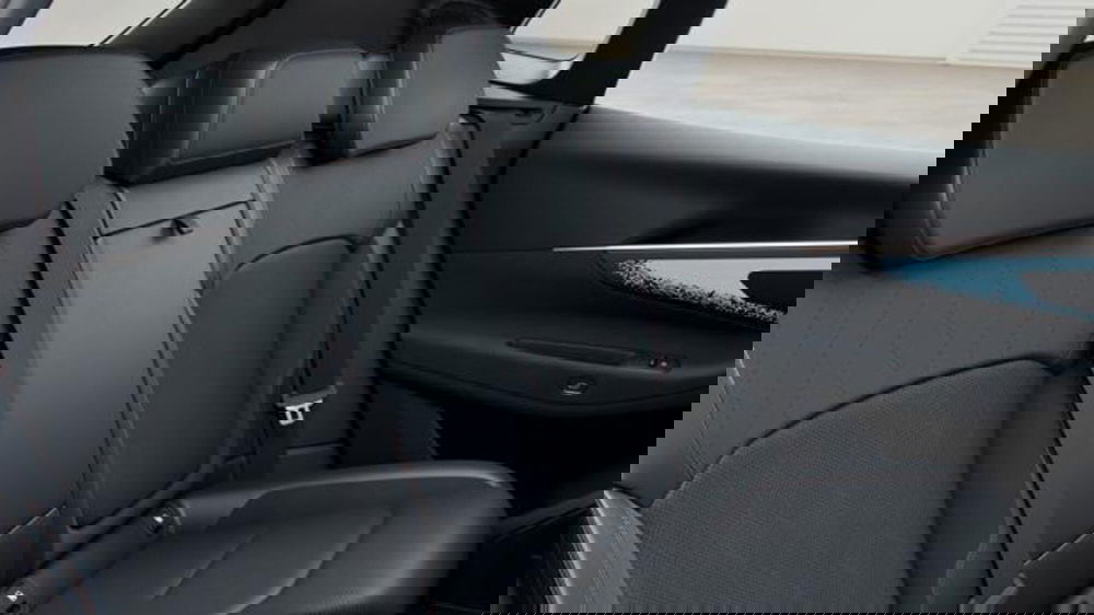 Lynk & Co 08 nuova a Firenze (17)