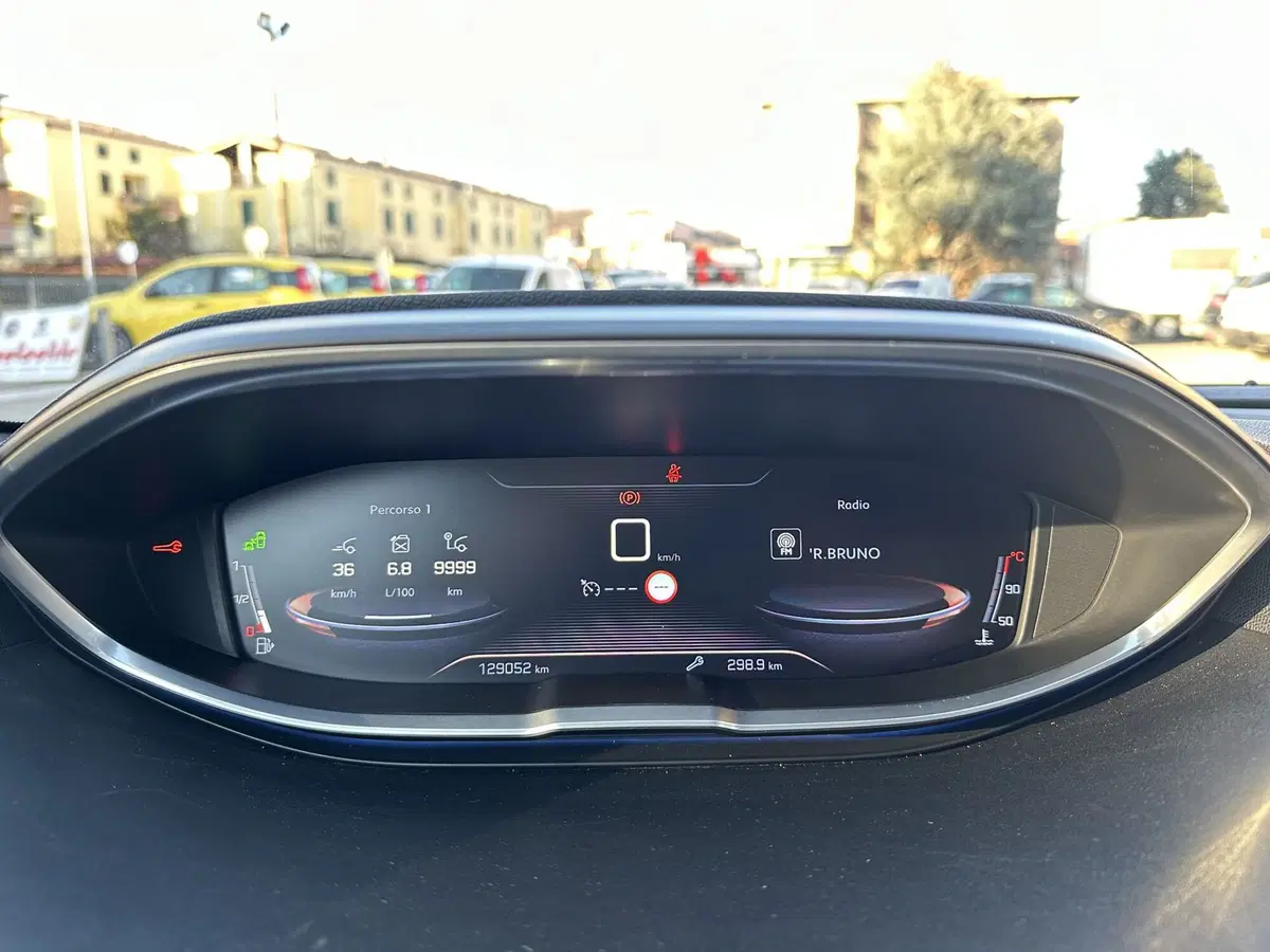 Peugeot 5008 usata a Reggio Emilia (15)