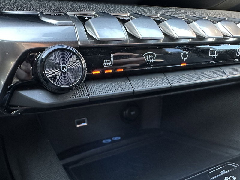 Peugeot 5008 usata a Reggio Emilia (19)