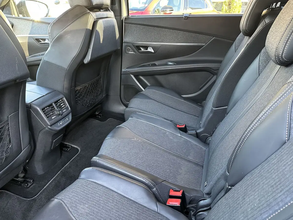 Peugeot 5008 usata a Reggio Emilia (7)