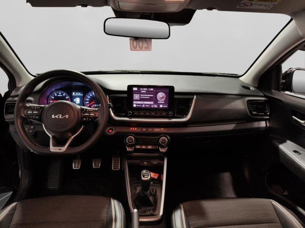 Kia Stonic usata a Genova (11)