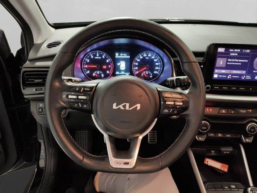Kia Stonic usata a Genova (14)