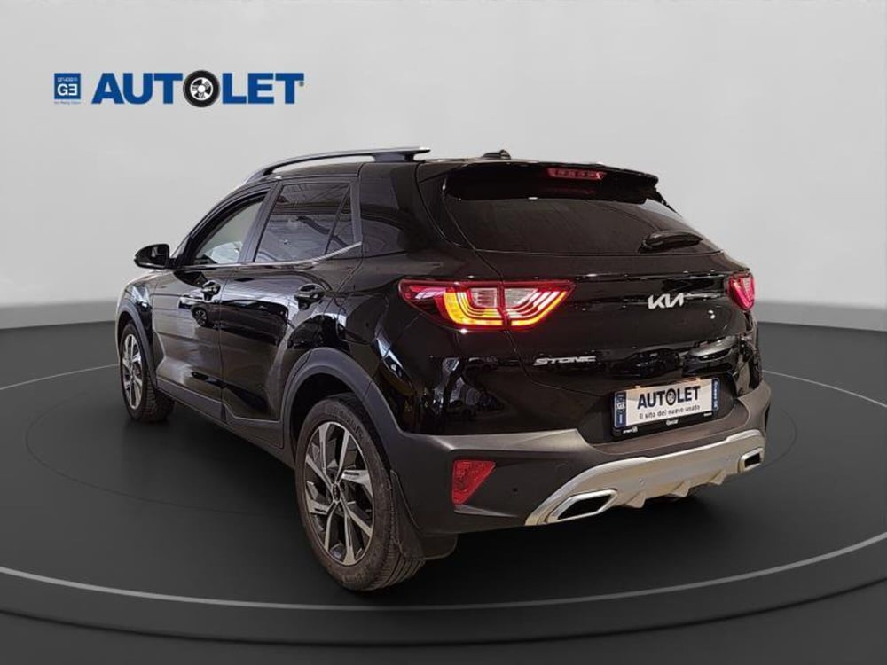 Kia Stonic usata a Genova (8)