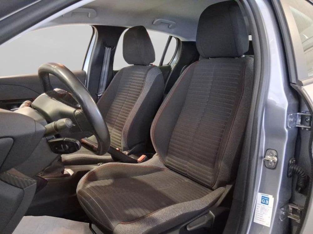 Peugeot 208 usata a Genova (9)