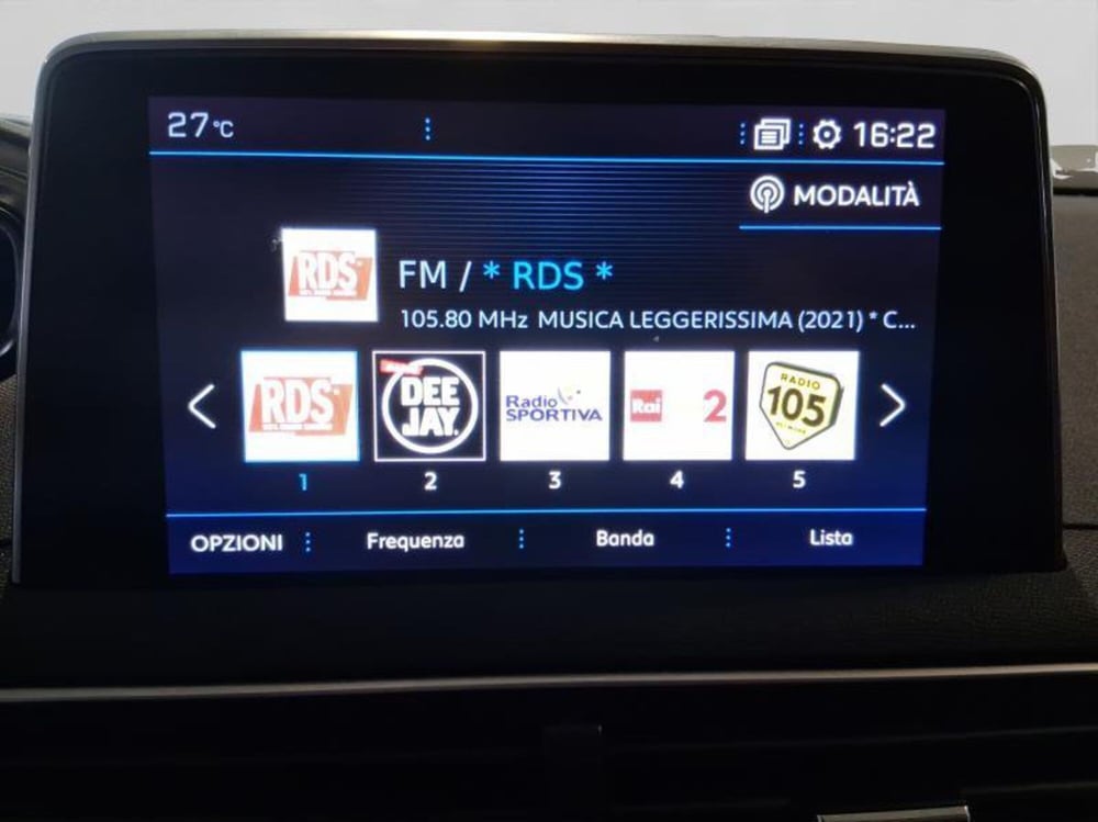 Peugeot 5008 usata a Genova (15)
