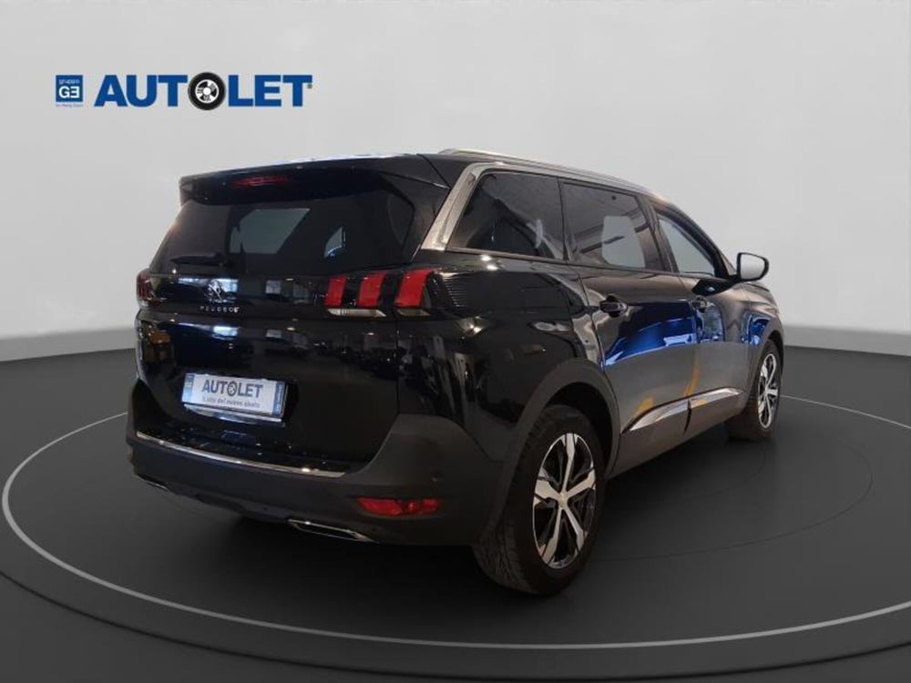 Peugeot 5008 usata a Genova (7)