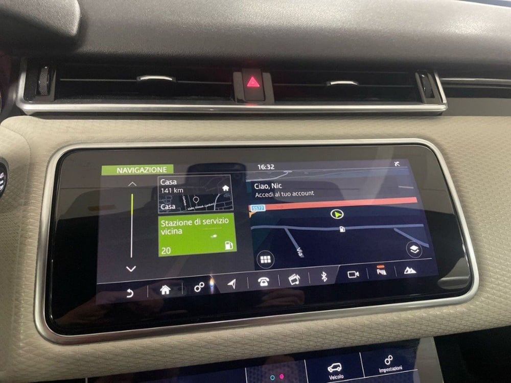 Land Rover Range Rover Velar usata a Macerata (15)