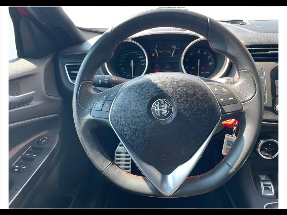 Alfa Romeo Giulietta usata a Siena (16)
