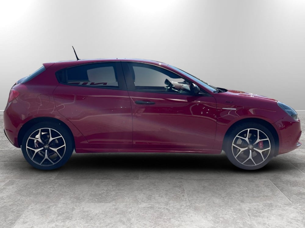 Alfa Romeo Giulietta usata a Siena (3)