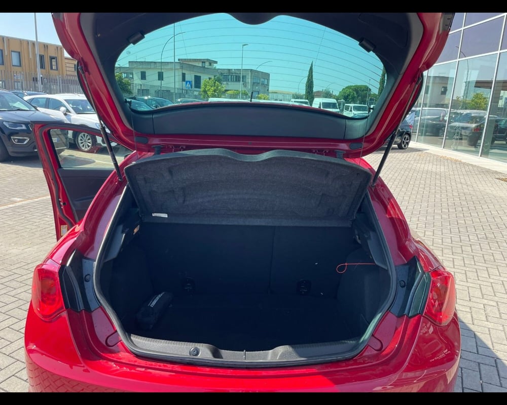 Alfa Romeo Giulietta usata a Siena (7)