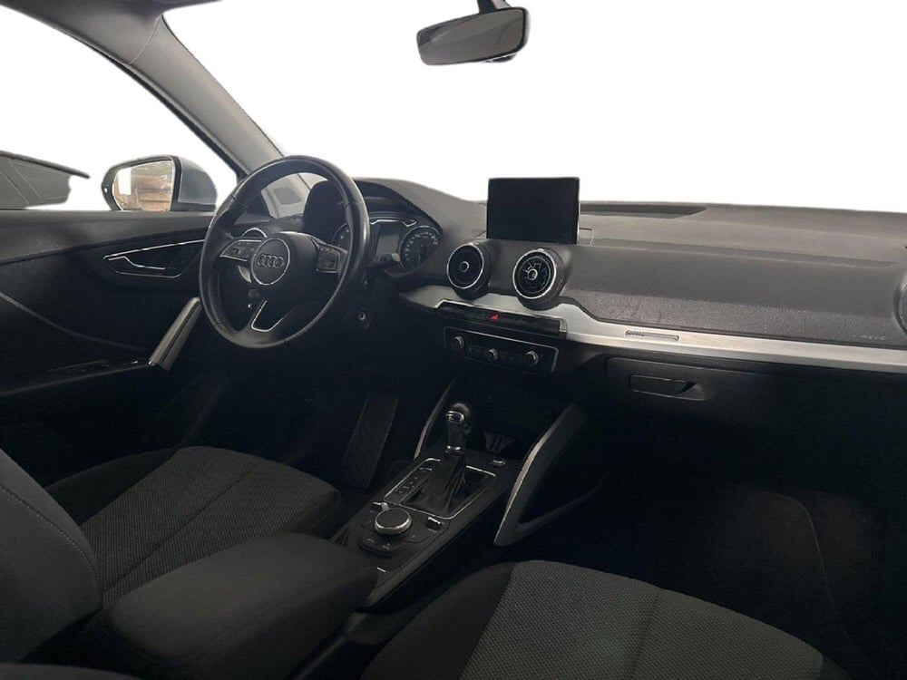 Audi Q2 usata a Napoli (11)