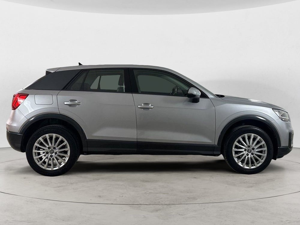Audi Q2 usata a Napoli (3)