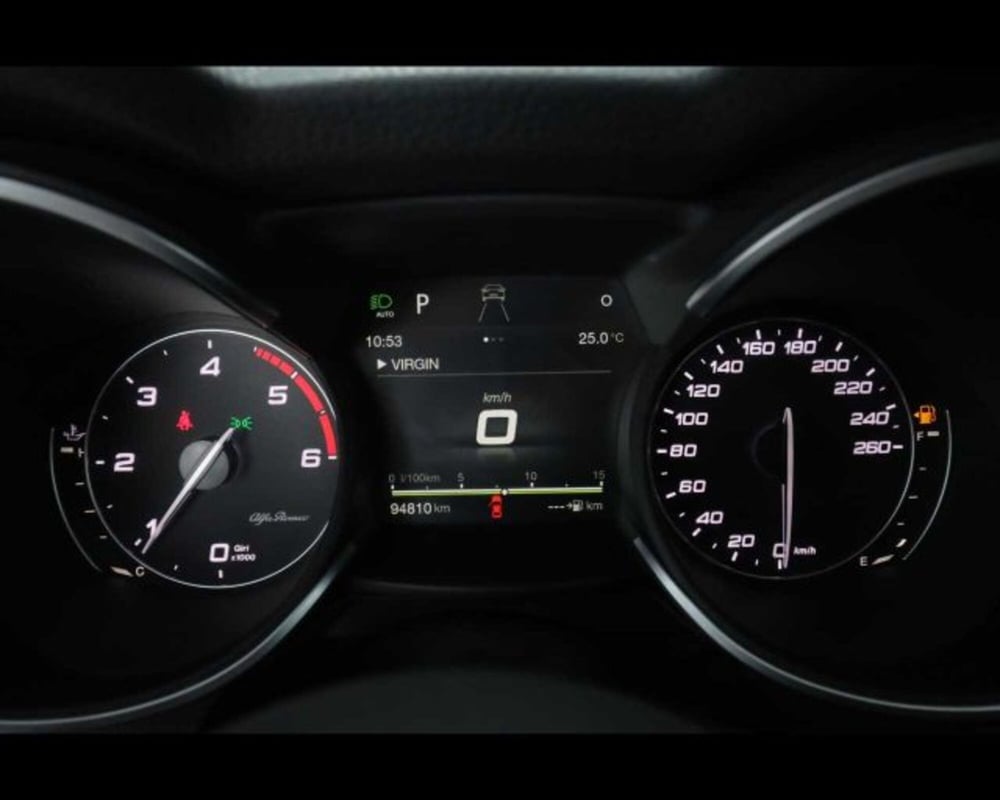 Alfa Romeo Stelvio usata a Bologna (11)