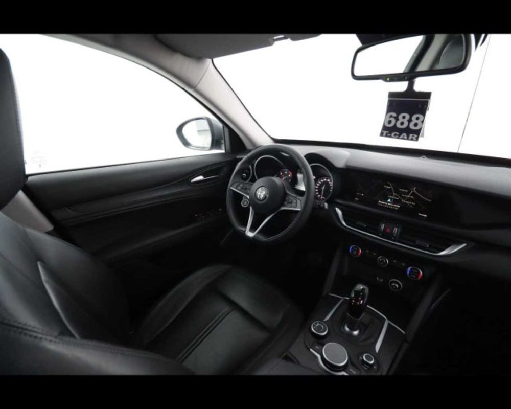 Alfa Romeo Stelvio usata a Bologna (19)