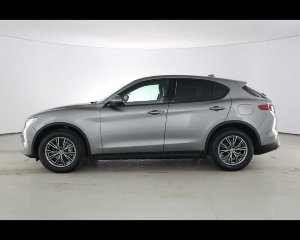 Alfa Romeo Stelvio usata a Bologna (8)