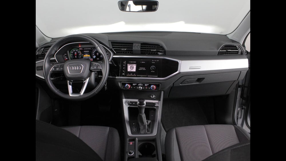 Audi Q3 Sportback usata a Palermo (9)