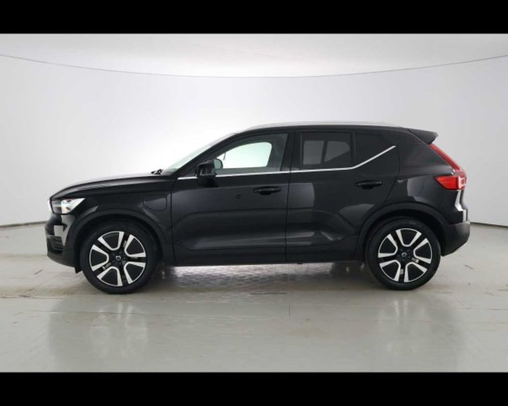 Volvo XC40 usata a Bologna (8)