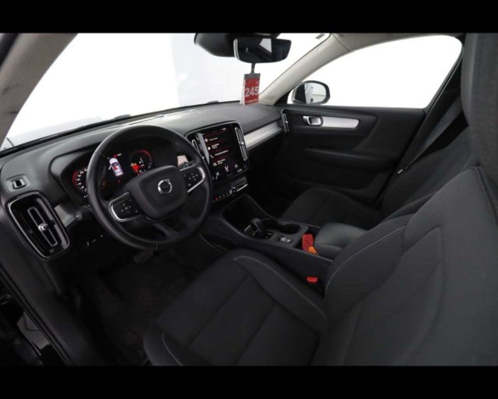 Volvo XC40 usata a Bologna (9)