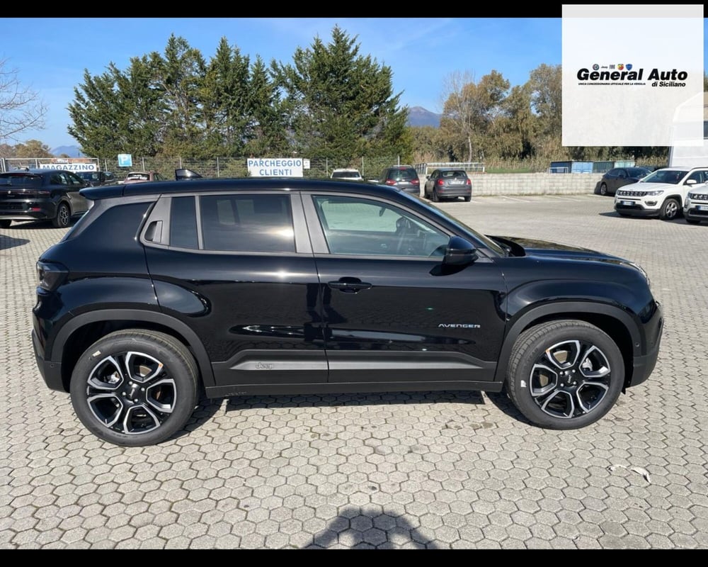 Jeep Avenger nuova a Lucca (2)