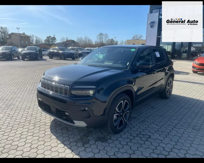 Jeep Avenger nuova a Lucca (7)