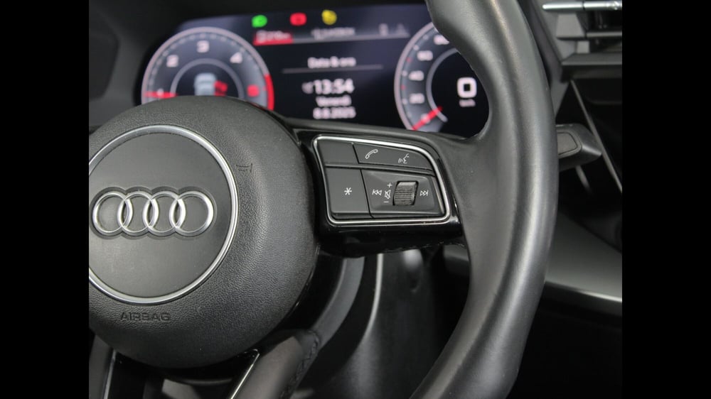 Audi A3 Sportback usata a Palermo (11)