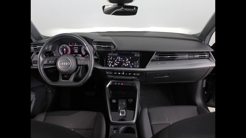 Audi A3 Sportback usata a Palermo (9)