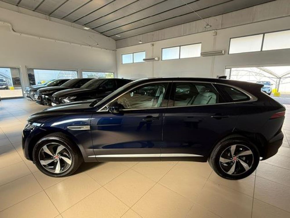 Jaguar F-Pace usata a Venezia (6)