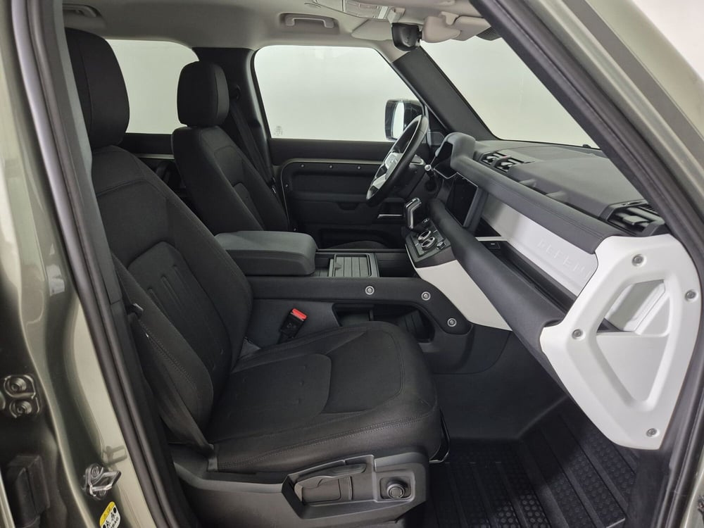 Land Rover Defender usata a Torino (3)
