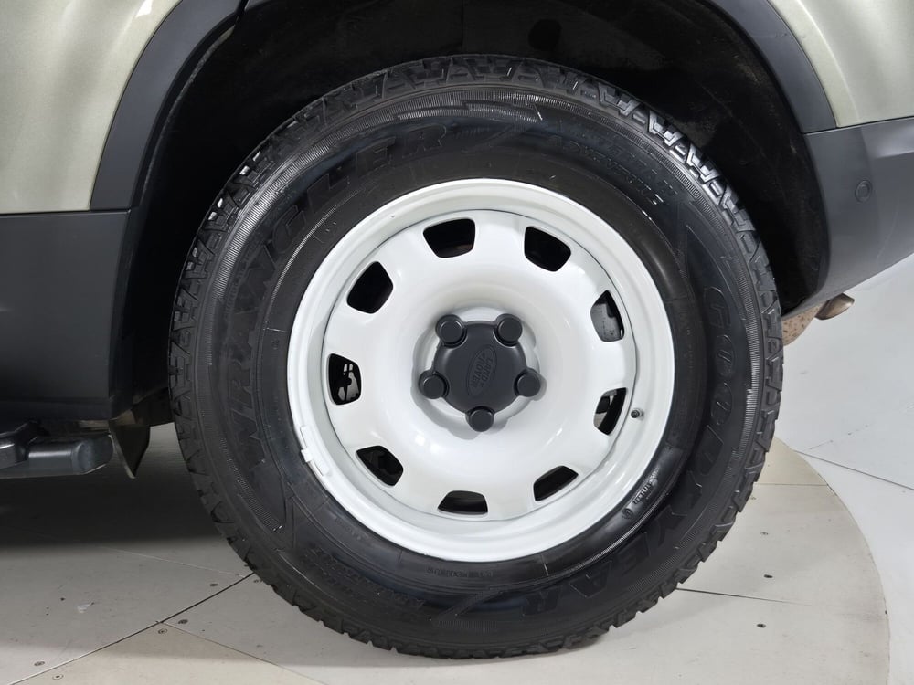 Land Rover Defender usata a Torino (9)