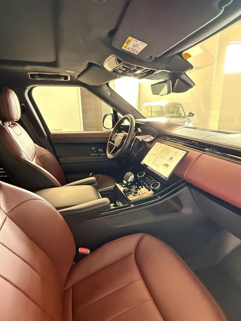 Land Rover Range Rover Sport usata a Venezia (8)