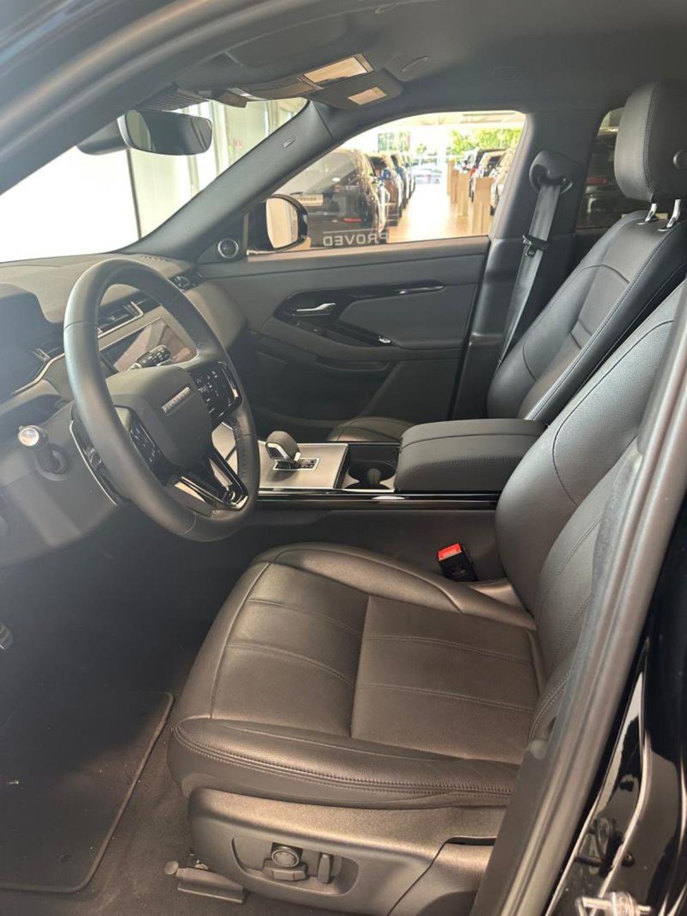 Land Rover Range Rover Evoque usata a Venezia (6)