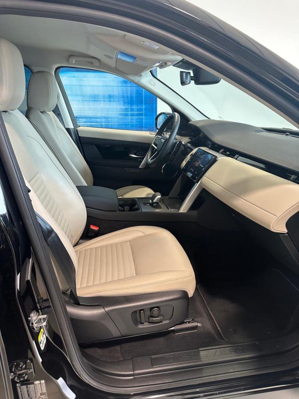 Land Rover Discovery Sport usata a Venezia (7)