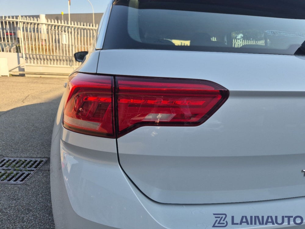 Volkswagen T-Roc usata a Milano (11)