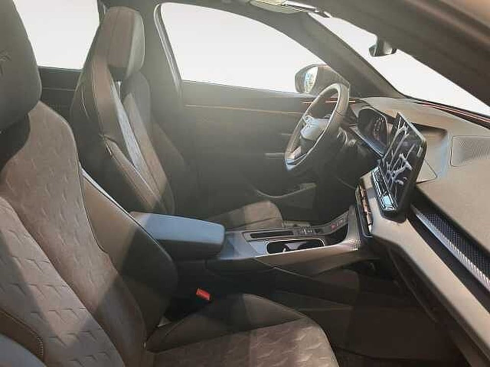 Cupra Terramar nuova a Lecco (9)
