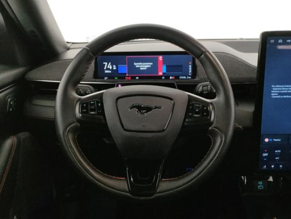 Ford Mustang Mach-E usata a Modena (17)
