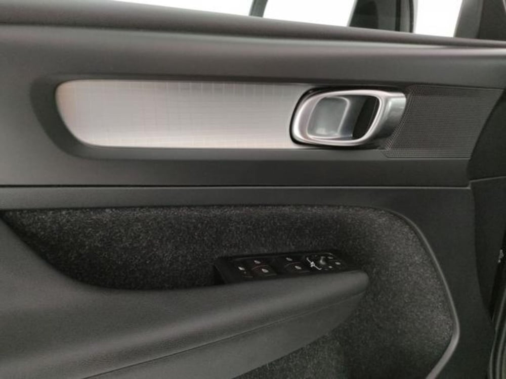 Volvo XC40 usata a Modena (9)