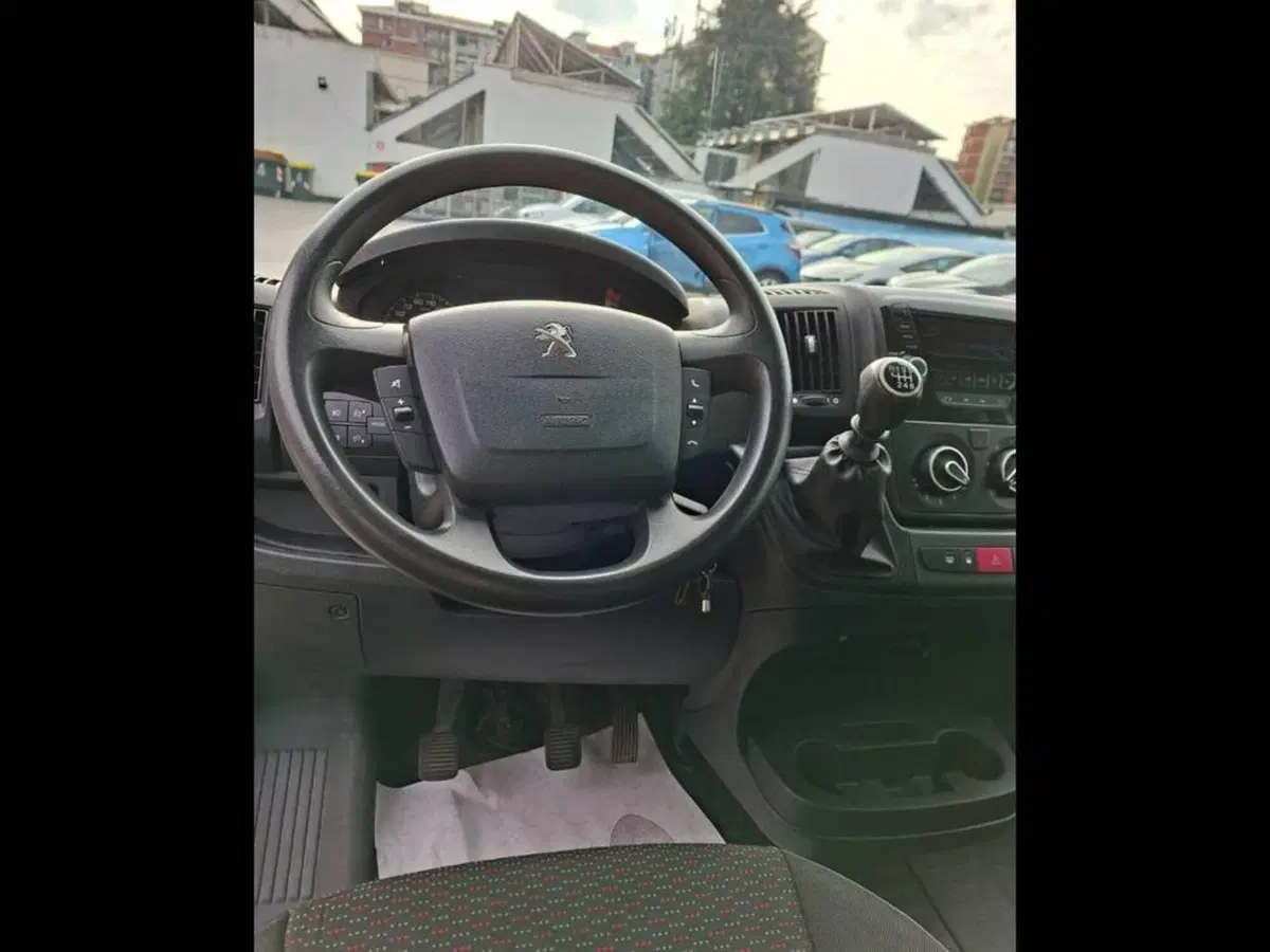 Peugeot Boxer Furgone usata a Torino (9)