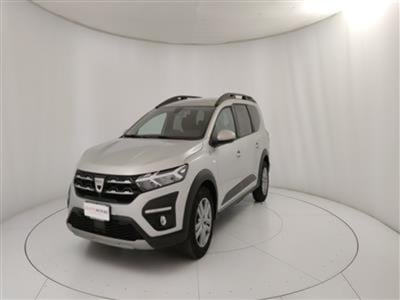 Dacia Jogger Jogger 1.0 TCe GPL 100 CV 7 posti Comfort del 2022 usata a Bari