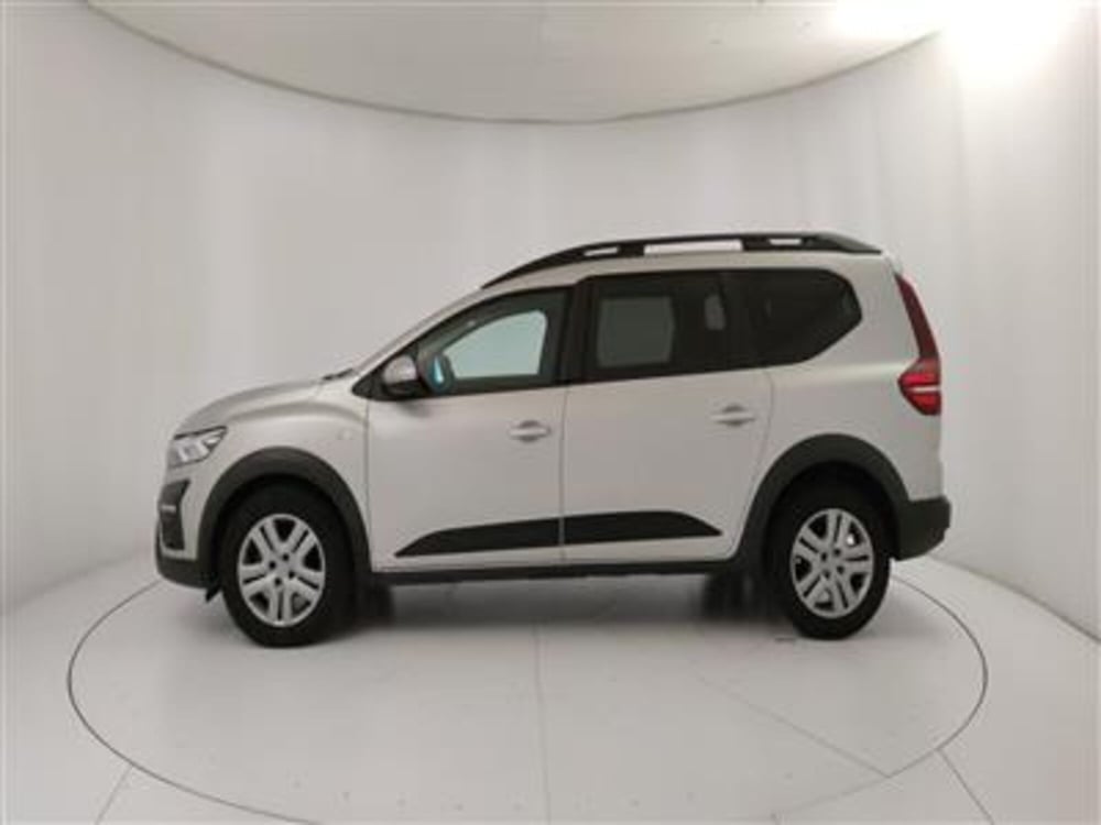 Dacia Jogger usata a Bari (3)