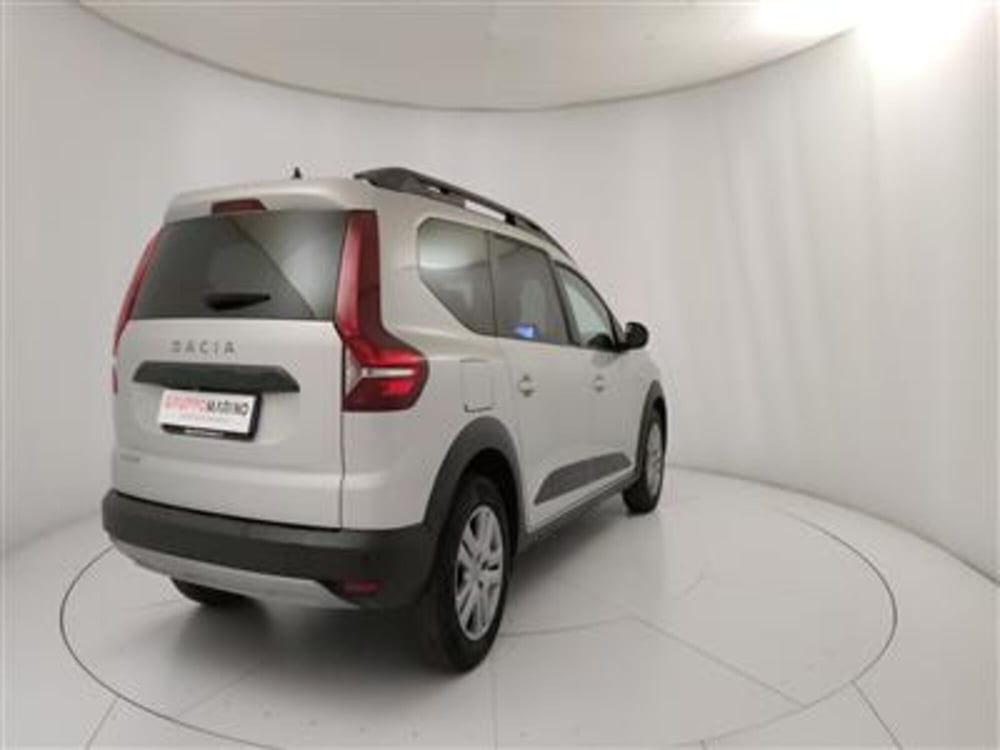 Dacia Jogger usata a Bari (7)