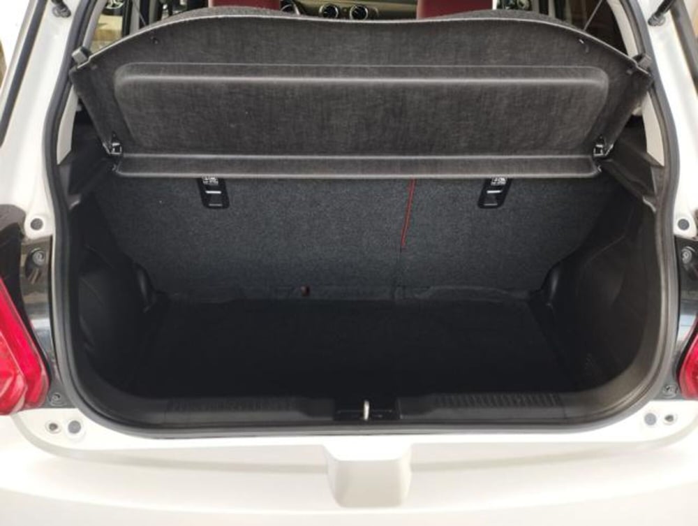 Suzuki Swift usata a Varese (8)