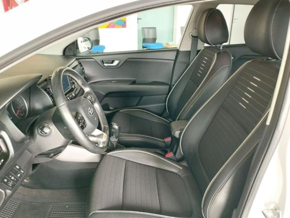 Kia Rio usata a Varese (16)