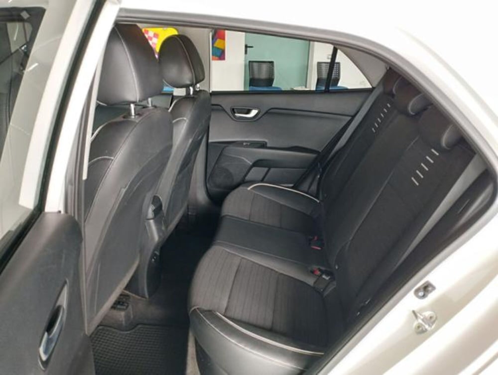 Kia Rio usata a Varese (18)