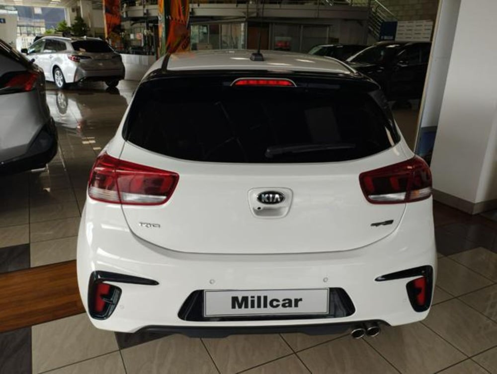 Kia Rio usata a Varese (7)